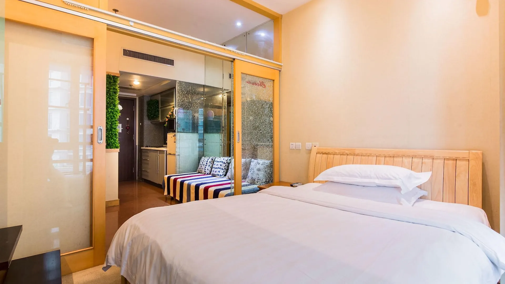 Mayson Shanghai Zhongshan Park Serviced Apartment